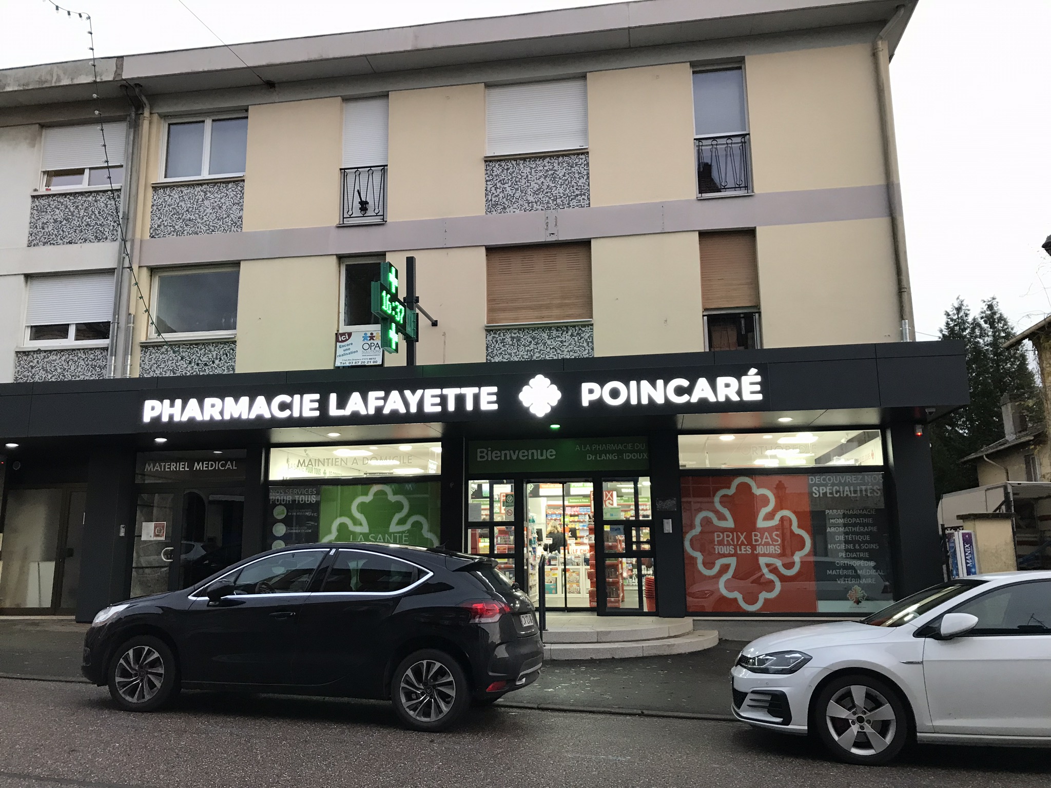 Pharmacie-morhange-lynxmedia (1).jpeg